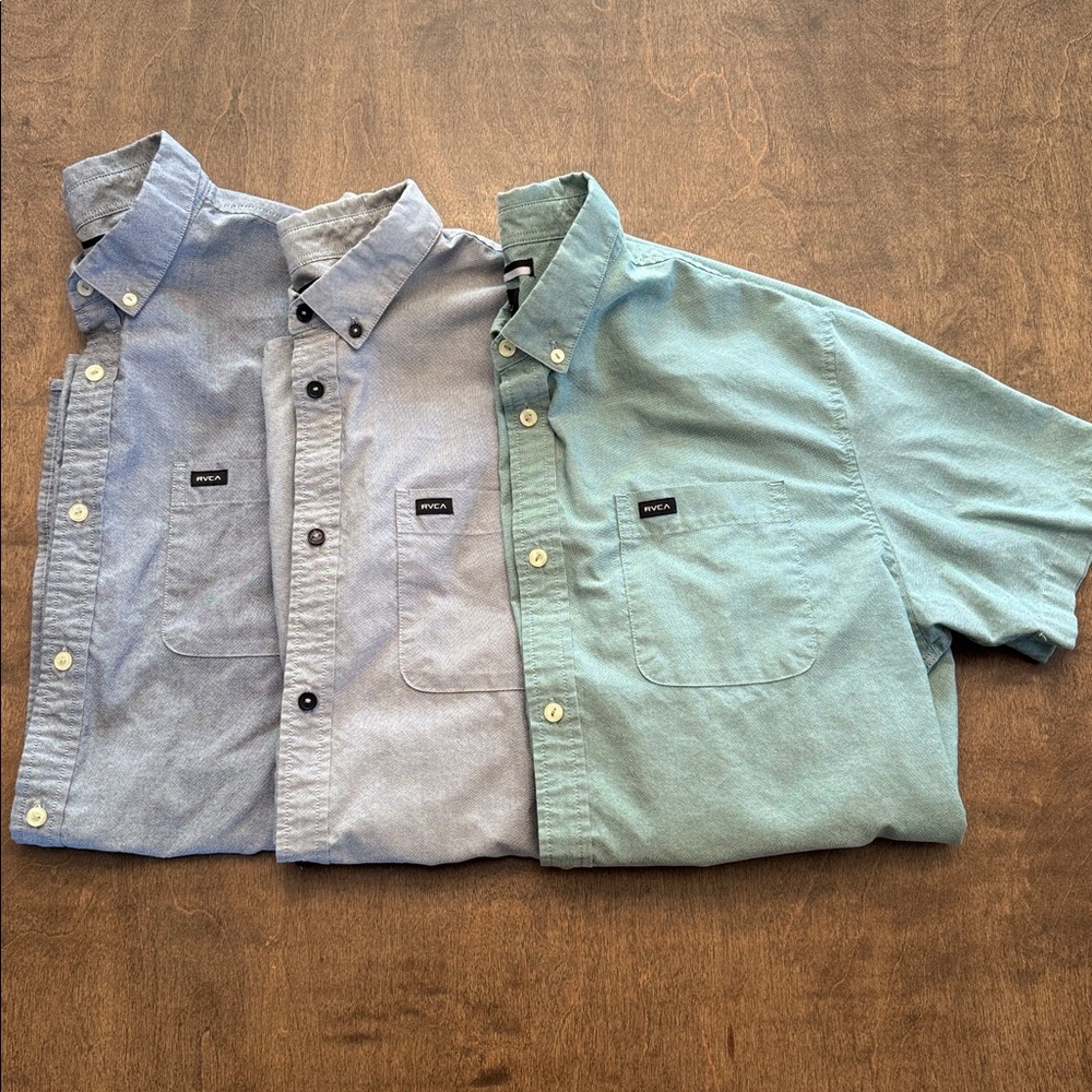 Bundle of 3 RVCA Slim Fit XL Short Sleeved Button Up Shirts